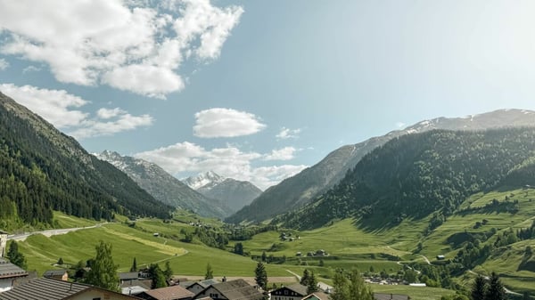 Stilvolles Hotel Vallatscha bei Disentis am Lukmanierpass 14
