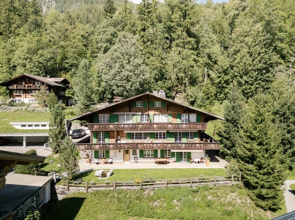 5.5-Zimmerwohnung im Chalet Uf dr Husmatten mit Bergsicht