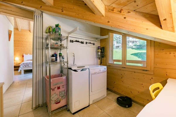 Ski-in/Ski-out Penthouse in Wengen 19