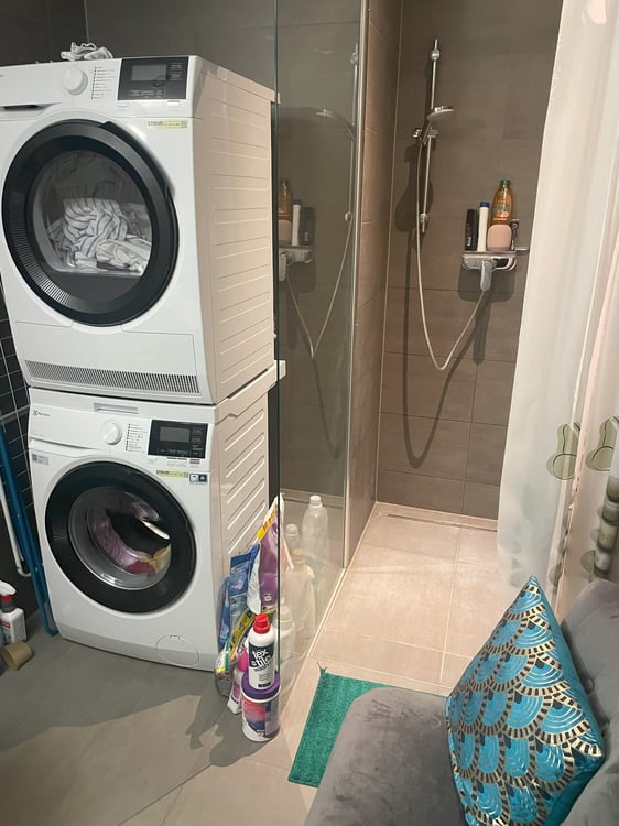 schöne 1.5 Zimmerwohnung mit grosser Terrasse im Erdgeschoss 2