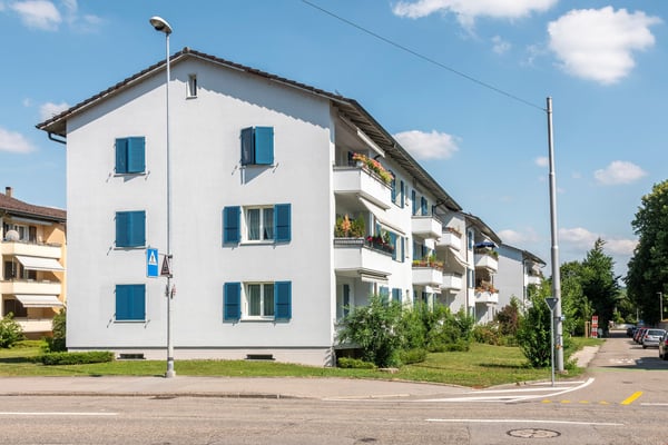 komplett sanierte Altbau-Wohnung