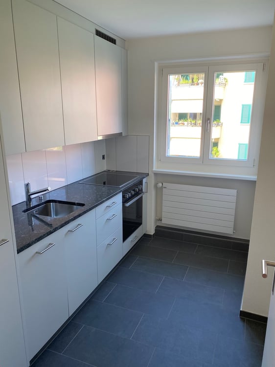 komplett sanierte Altbau-Wohnung 2