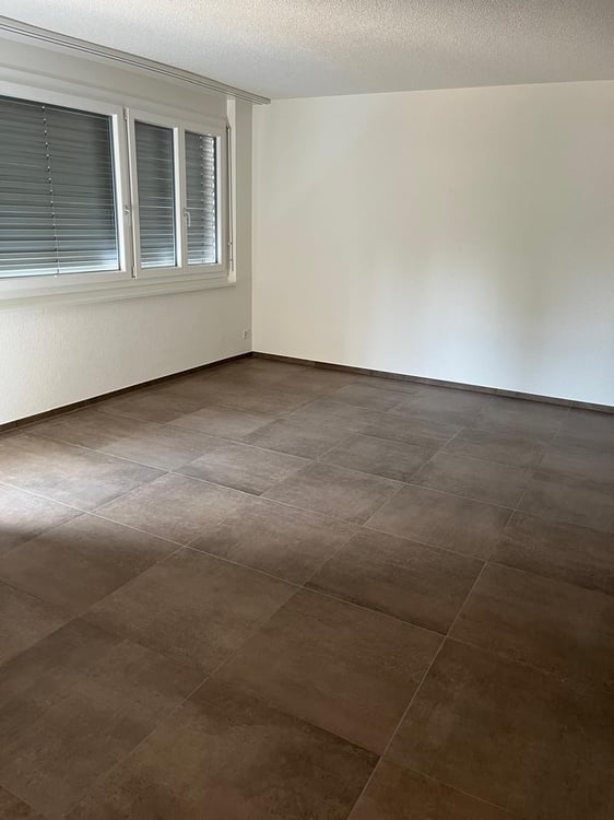 Helle 4.5-Zimmer-Wohnung mit Balkon und schöner Aussicht in Zuchwil 5