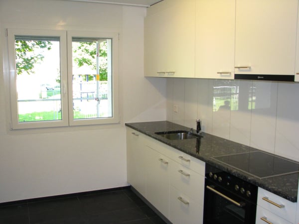 Helle 4.5-Zimmer-Wohnung mit Balkon und Aussicht in Zuchwil 6