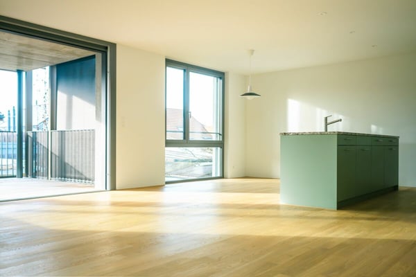 Moderne Wohnung im Herzen von Seedorf BE 1