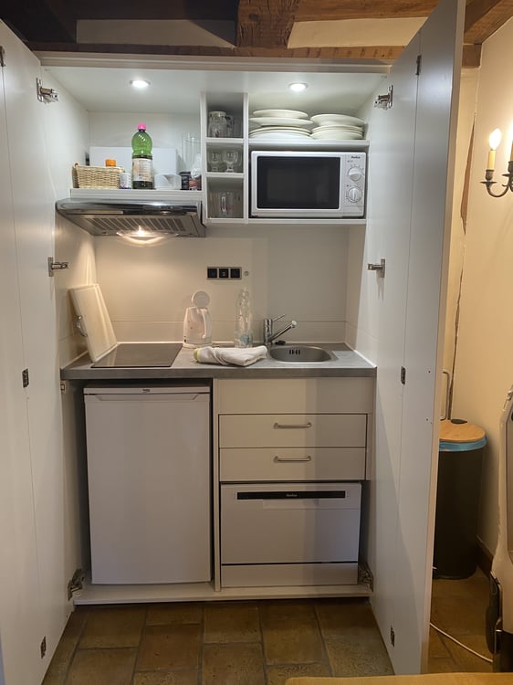 APPARTEMENT 2 PIÈCE À FRIBOURG (FR), MEUBLÉ 7