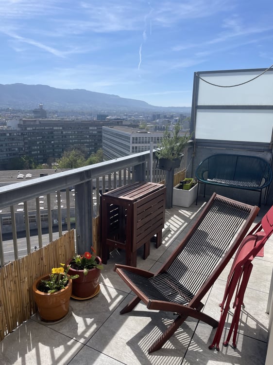 APPARTEMENT 4 PIÈCES À GENÈVE - SAINT-JEAN/CHARMILLES, MEUBLÉ, DURÉE D 8