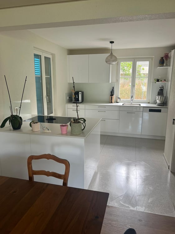 MAISON 6½ PIÈCES À LA NEUVEVILLE (BE), MEUBLÉ, DURÉE DÉTERMINÉE 3