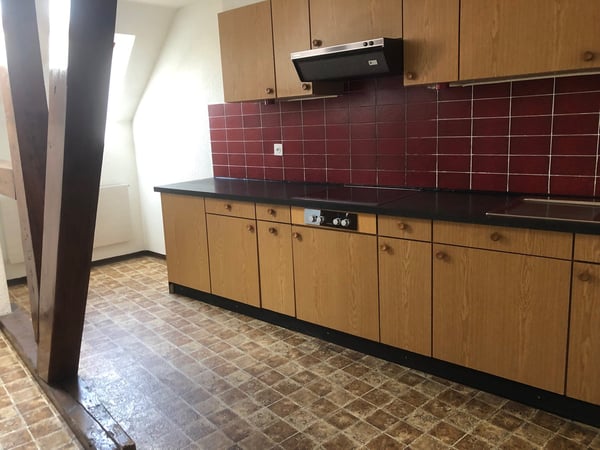 Charmante 3,5-Zimmer-Dachwohnung an zentraler Lage 7