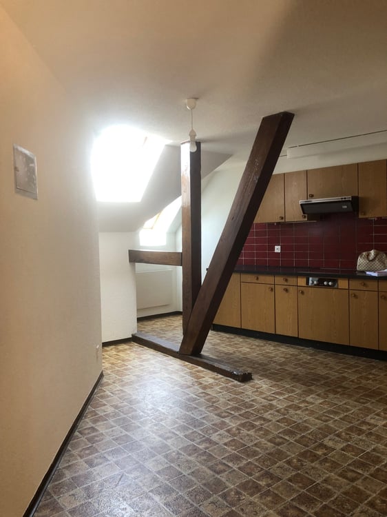 Charmante 3,5-Zimmer-Dachwohnung an zentraler Lage 5