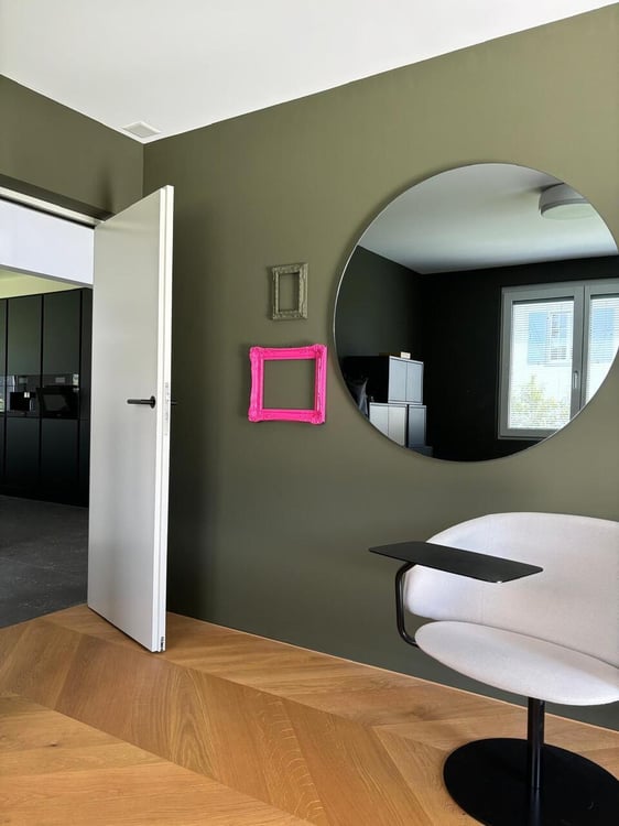 Modernes freistehendes Einfamilienhaus 11