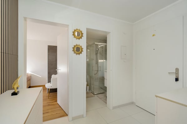 Grosszügige 5.5- Zimmer Wohnung an zentraler Lage in Belp 2