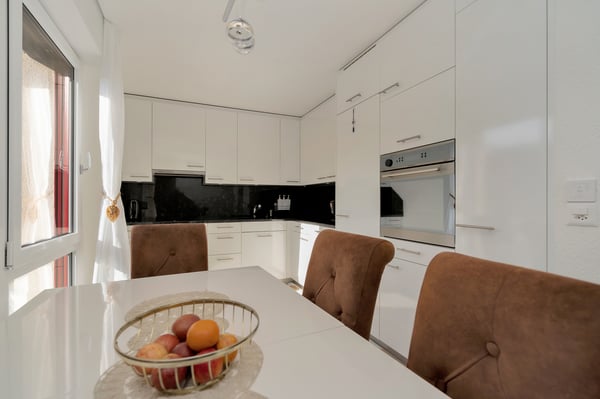 Grosszügige 5.5- Zimmer Wohnung an zentraler Lage in Belp 4