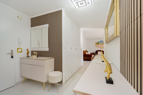 Grosszügige 5.5- Zimmer Wohnung an zentraler Lage in Belp 1