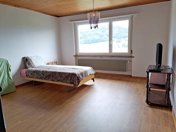 Zu vermieten: 2.5- Zimmer Wohnung in Kaufdorf BE 4