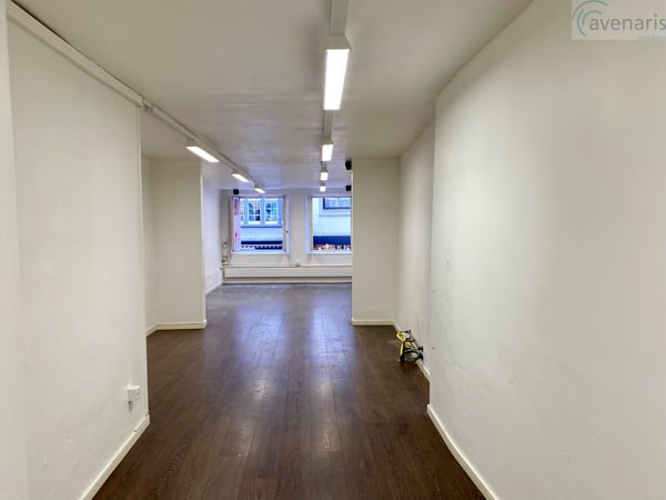 Gewerberäumlichkeiten mit grosser Fensterfront in Top-Lage von Basel 4