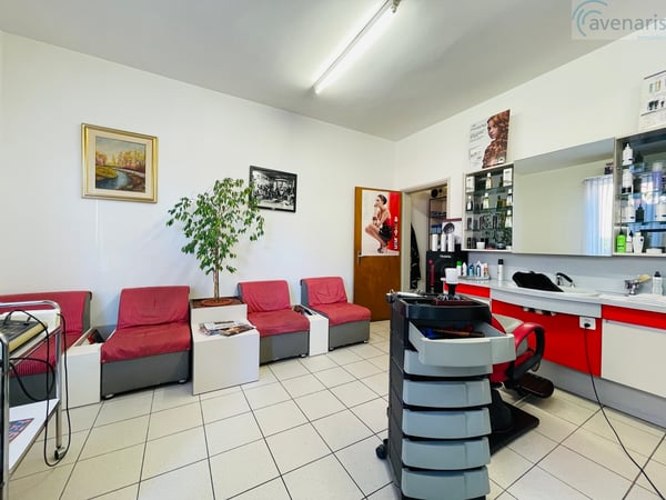 Renditeobjekt: MFH mit fünfzehn Wohnungen und EFH mit zwei Wohnungen 13