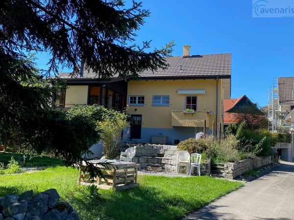 Idylisches Einfamilienhaus mit sonnigem Garten 10