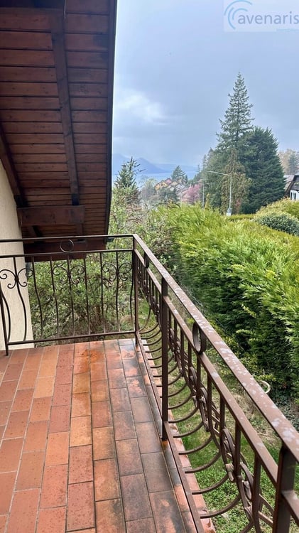 Doppelhaus mit exklusivem Blick auf den Genfersee und die Berge 11