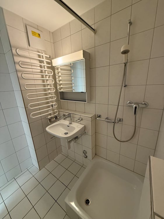 Charmante 2-Zimmerwohnung an bester Lage in der Steinenvorstadt 6