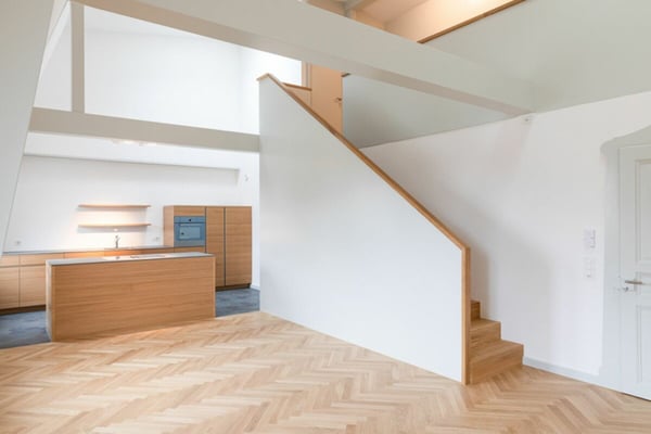 Modern ausgestattete 1 1/2-Zimmer-Maisonette-Dachwohnung im Zentrum des Gundeli 2