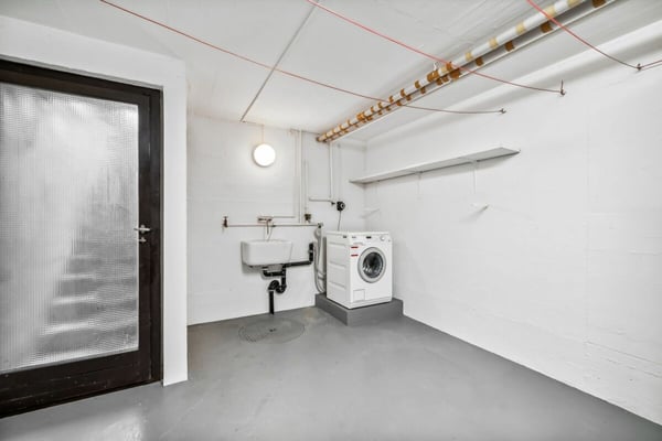 Charmantes 4 1/2-Zimmer-Reihen-Einfamilienhaus mit Hobbyraum, Gemüsegarten und Garage 11