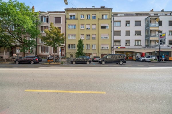 Zentral gelegene 3-Zimmer-Wohnung mit Balkon und ruhiger Hofausrichtung 1