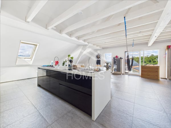 Helle Dachwohnung zum Verlieben 1