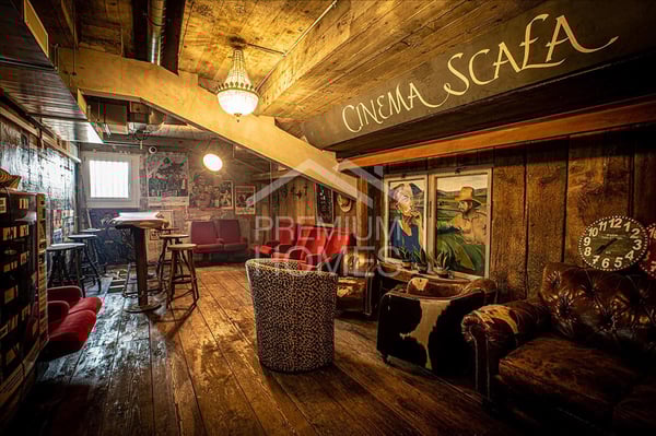 Einzigartige Investitionsmöglichkeit in zentraler Lage! 8