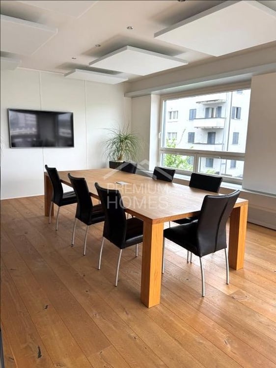 Repräsentative Gewerbefläche im Herzen von Zug! 3