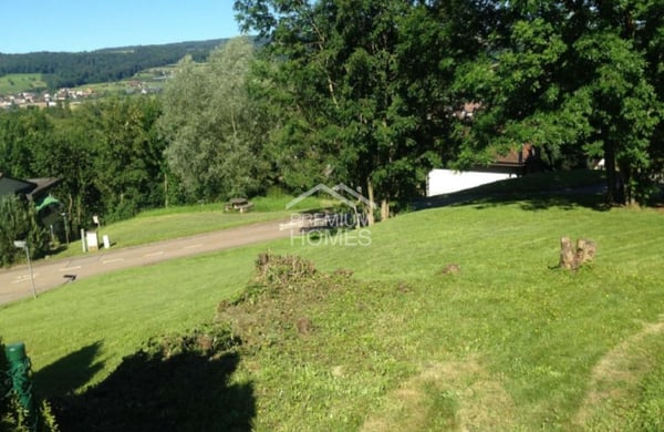 Bauparadies mit Sicht auf den See 3