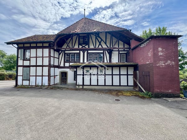 Reserviert Altbaujuwel: Sanierungskonzept inklusive! 2