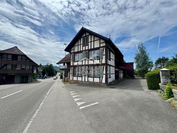 Reserviert Altbaujuwel: Sanierungskonzept inklusive! 3