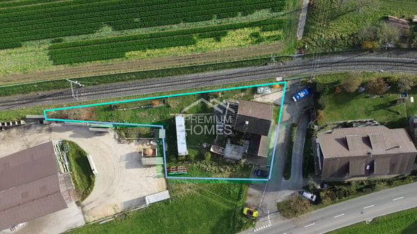 Bauland mit bestehendem Haus 1