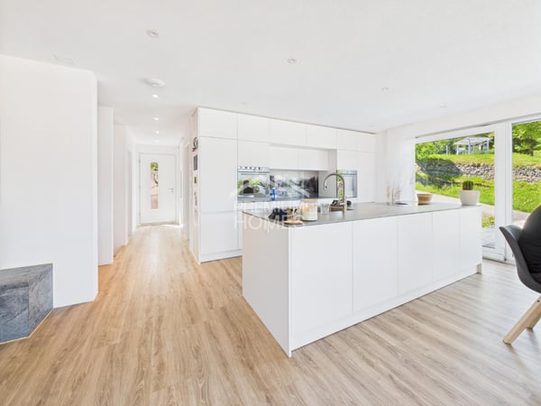 Neuwertiger Wohn(r)traum mit Seeluft und Gipfelblick 6