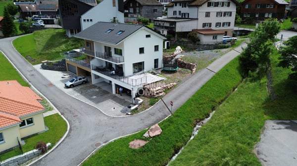 Neuwertiger Wohn(r)traum mit Seeluft und Gipfelblick 4