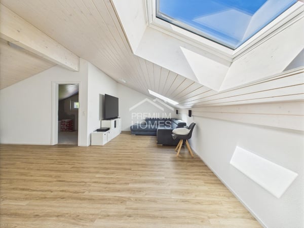 Neuwertiger Wohn(r)traum mit Seeluft und Gipfelblick 8