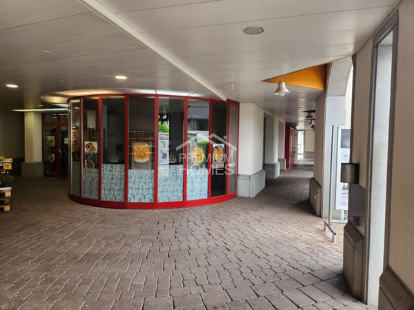 Restaurant und Büro oder Wohnung in frequentierter Lage zum Top Preis 2