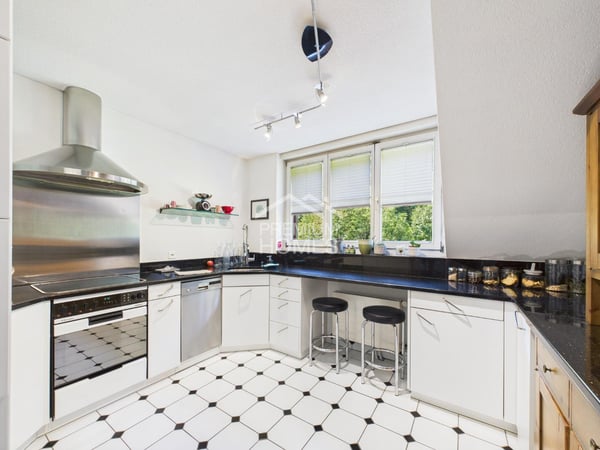 Vielseitiges Wohnen mit Charme, Qualität und Naturanschluss 5