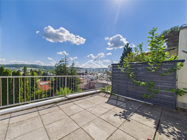 Reihenhaus mit Terrasse, Balkon & Traumlage 10