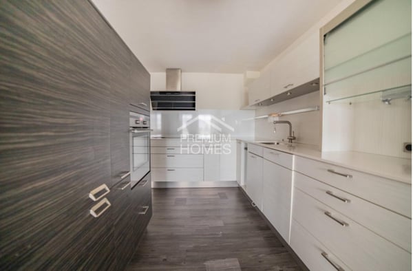 Reihenhaus mit Terrasse, Balkon & Traumlage 13