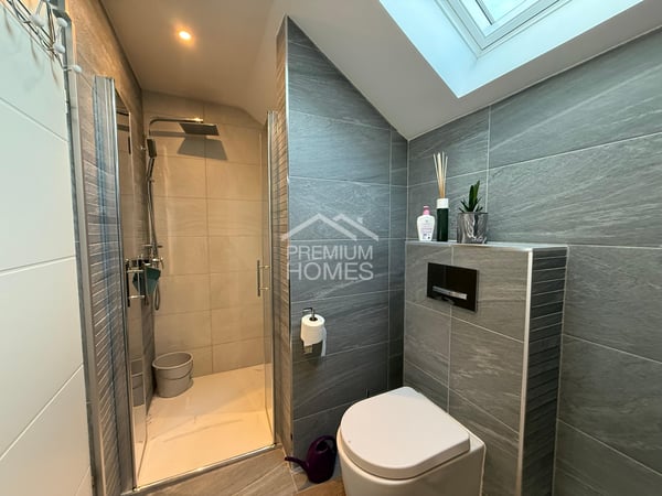 Neuwertige Liegenschaft mit hochwertigem Ausbau 7