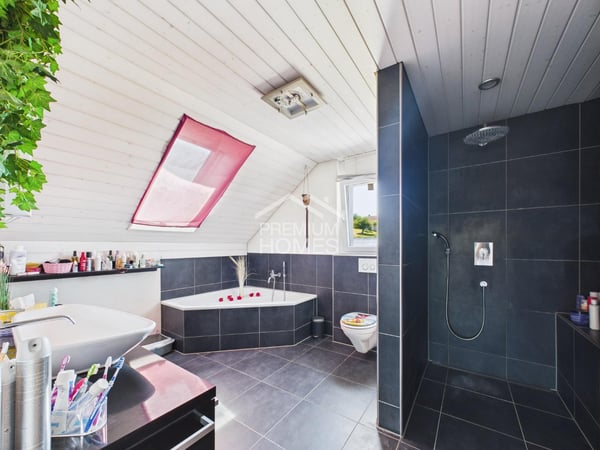 Familienidylle mit Entwicklungspotenzial 7