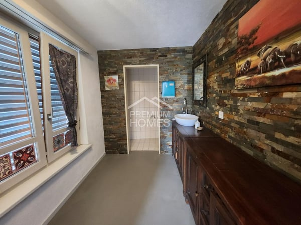 Restaurant und Büro oder Wohnung in frequentierter Lage zum Top Preis 10