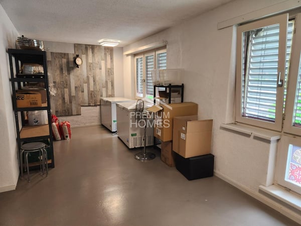 Restaurant und Büro oder Wohnung in frequentierter Lage zum Top Preis 9