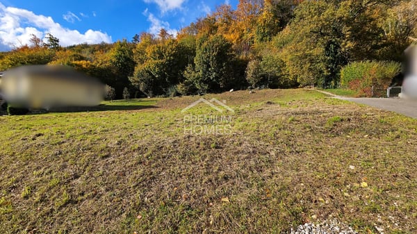 Exklusives Bauland mit Weitsicht bis zu den Alpen 1