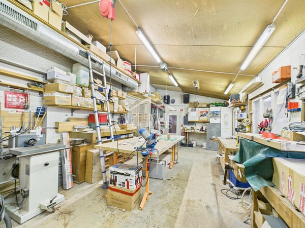 Mehrfamilienhaus mit zusätzlichem Gewerbeertrag 13