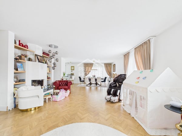 Attikawohnung mit traumhafter Terrasse 1