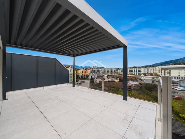 Attique neuf avec superbe terrasse de 36 m² 2