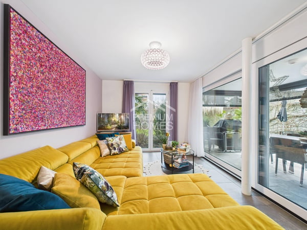 Exklusive Designvilla mit Garten und Weitsicht 5